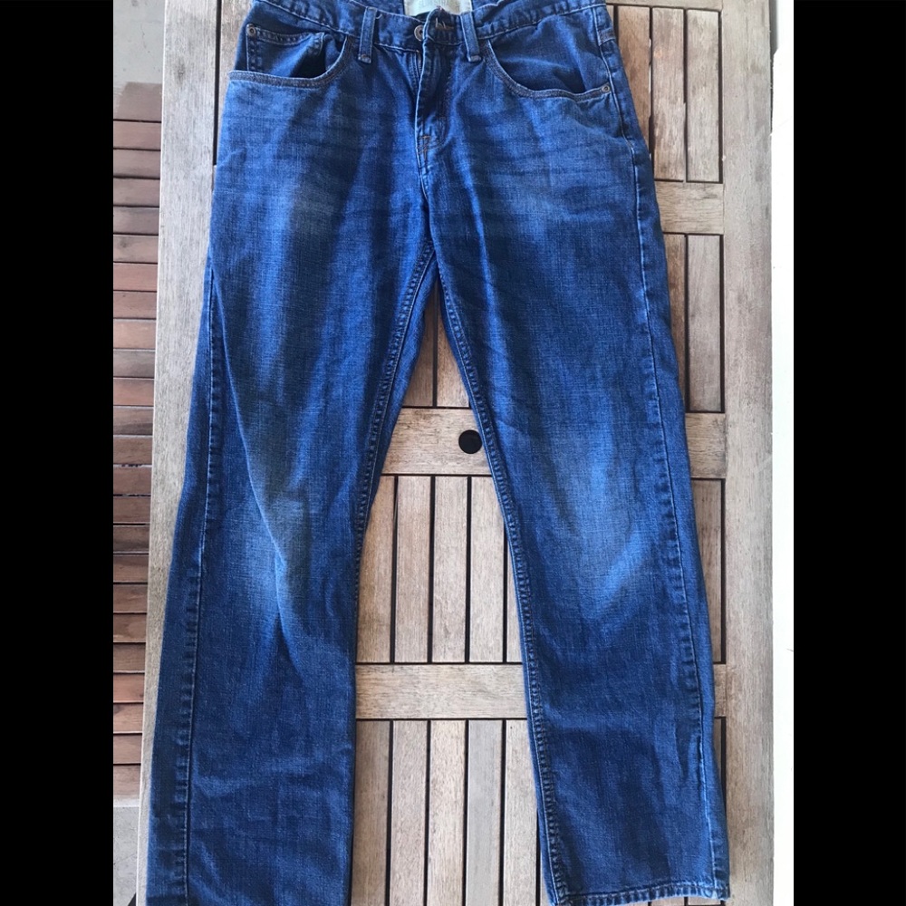 Wrangler jeans, slim straight.